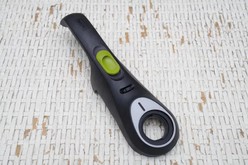 Tefal  Secure5 Neo 6 LT Düdüklü Tencere Üst Sap